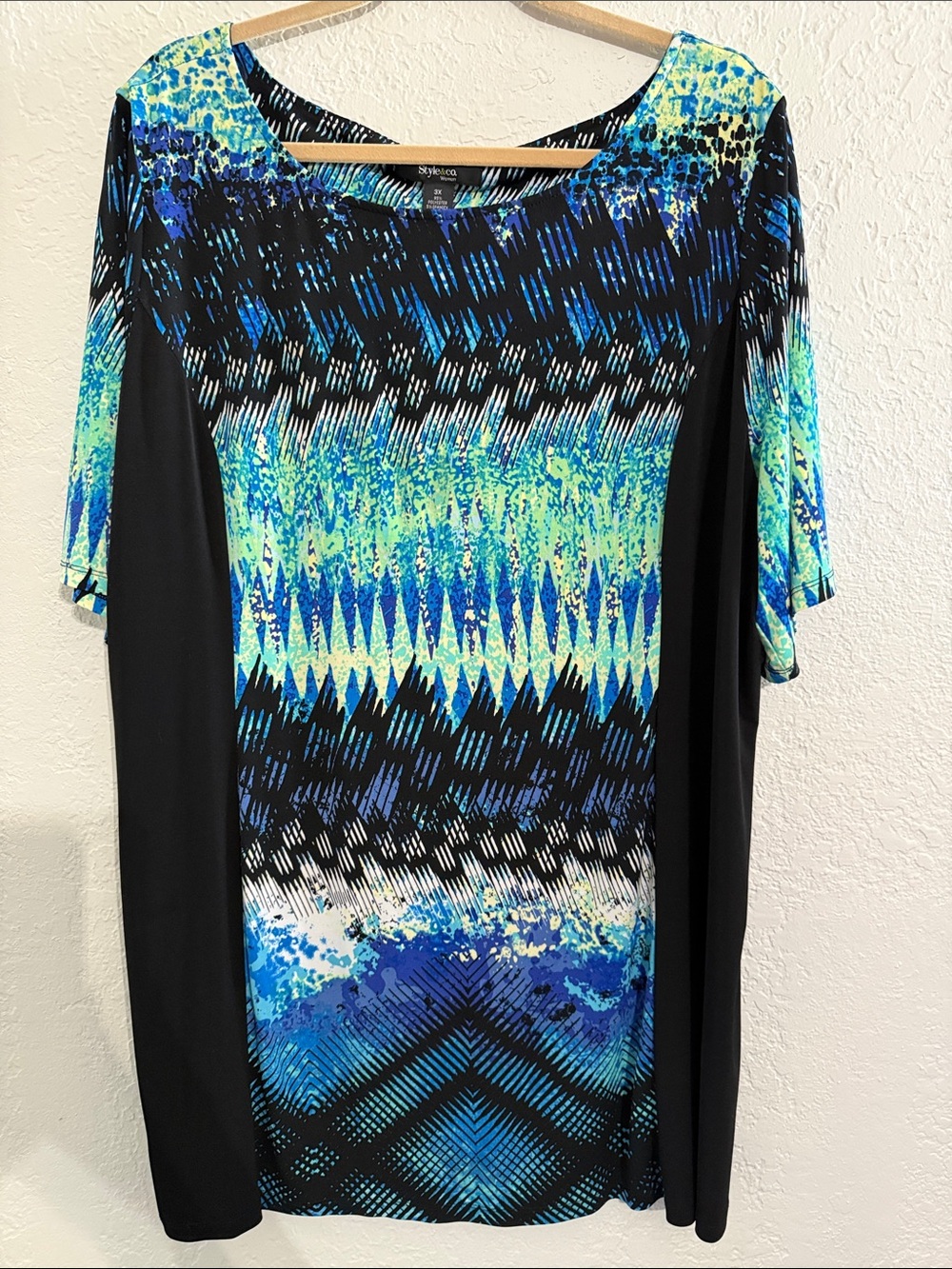 Style & Co. 3X Women’s Tunic Top Black, Blue & Aqua Patterned Preowned